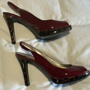 Jessica Simpson Open Toe Patent Leather Heels. Size 9 1/2